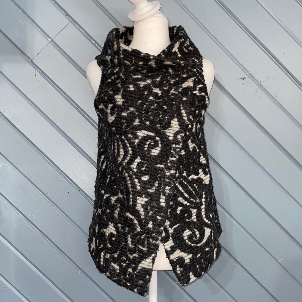 Zara Basic Wool Blend Swirl Pattern Asymmetric Ve… - image 1